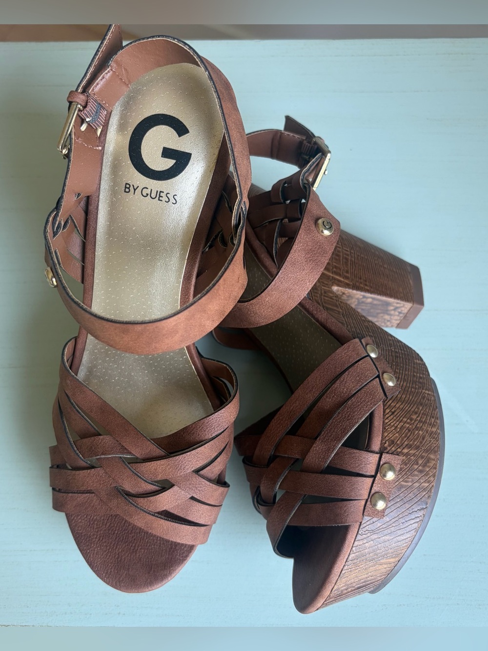 G by GUESS Brown Leatherette Platform Sandals size 8M